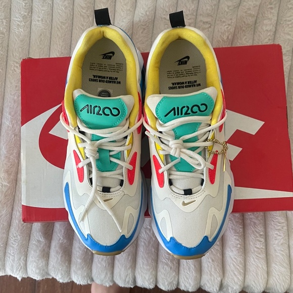 Nike Air Max 200, Legend of Her, Women Size 7 - Picture 5 of 8